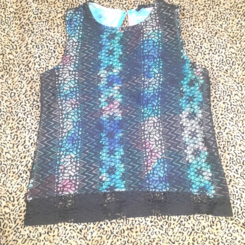 🌈Y2K TANK WITH CROCHETED LACE OVERLAY-XS